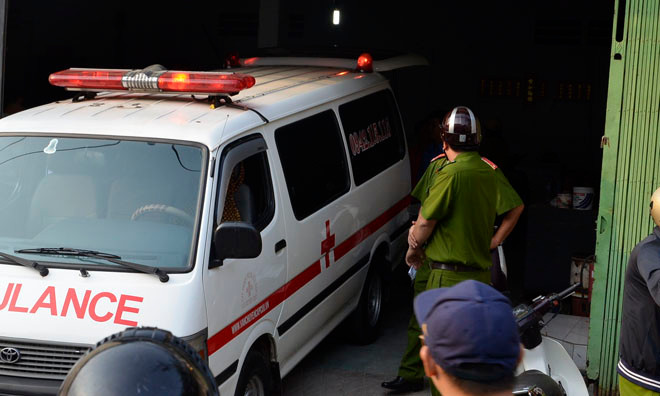 Thi thể ông Kiệt được chuyển về nhà xác để phục vụ công tác điều tra.