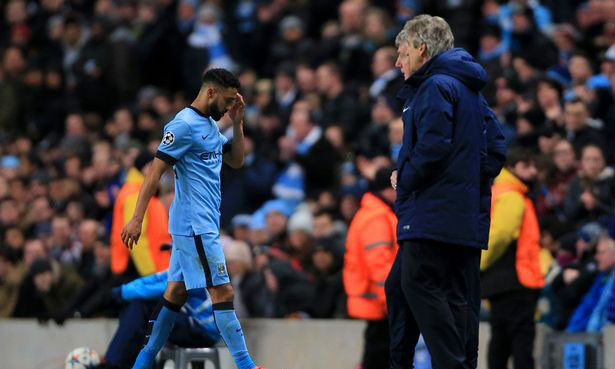 HLV Pellegrini không hài lòng khi các học trò lặp lại sai lầm mùa trước.