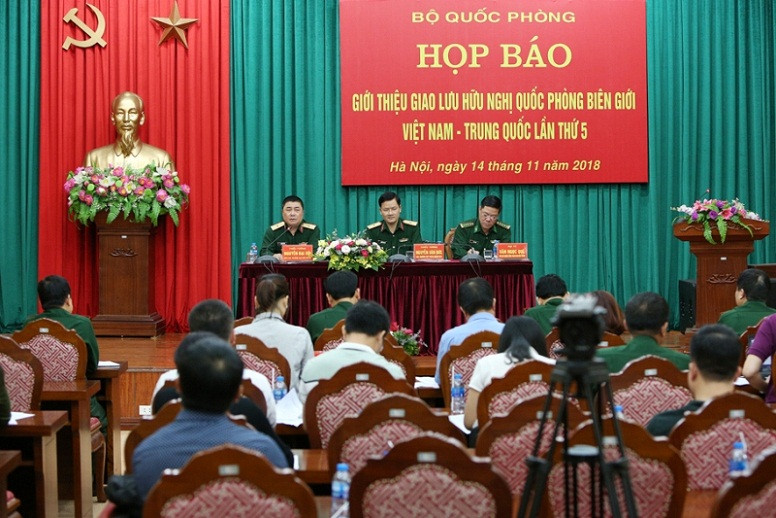 Quân đội Việt - Trung giao lưu hữu nghị quốc phòng biên giới lần thứ 5
