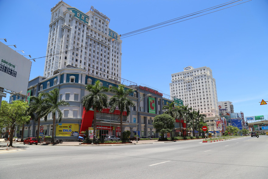 Nghệ An thông báo khẩn tìm người đến siêu thị BigC, quán ăn, chợ,… liên quan bệnh nhân COVID-19