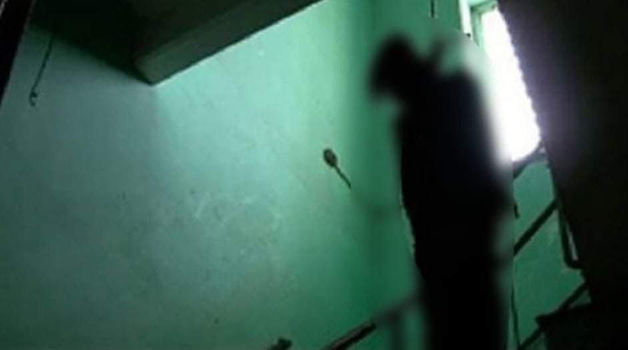 Tá hoả phát hiện thầy giáo tử vong trong tư thế treo cổ