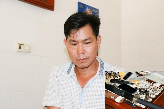 Thu nhiều vũ khí tại nhà đối tượng cho vay lãi nặng hàng chục tỷ đồng