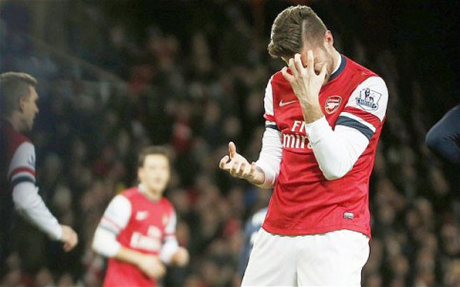 Gái hư bất ngờ lên tiếng 'bào chữa' cho Giroud 