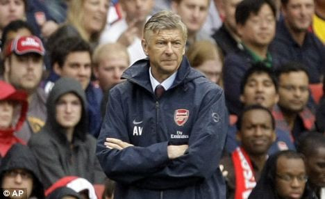 Arsenal run rẩy vì 'cơn bão' chấn thương