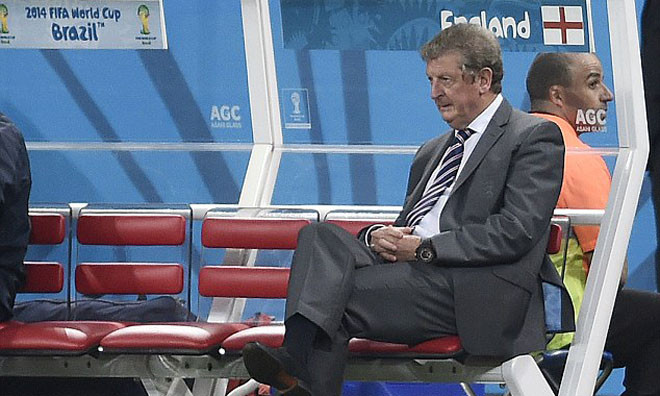 Hodgson kiên quyết không từ chức