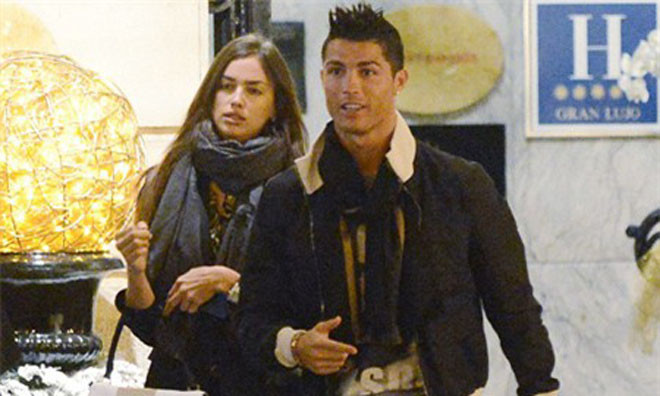 BẢN TIN Thể thao 19h: Bồ xinh ngăn Ronaldo về M.U