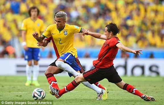 Brazil-Mexico (0-0): Kịch tính nhưng không bàn thắng