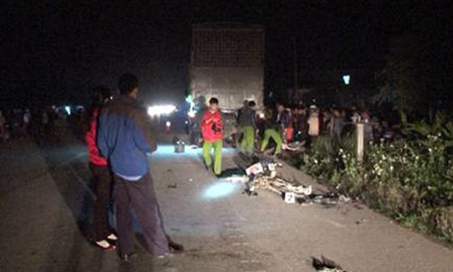 Đi cắm trại, 5 nữ sinh bị xe tải tông liên tiếp