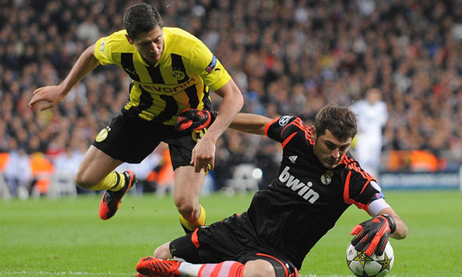  Iker Casillas có cơ hội tái đấu Lewandowski 