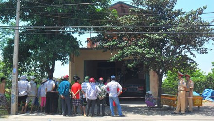 Hiện trường vụ án mạng. Ảnh: Phạm Nhài.