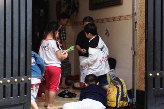 Một số lớp "học thêm" trông trẻ đến sát Tết để đáp ứng nhu cầu "canh" con của nhiều phụ huynh. 