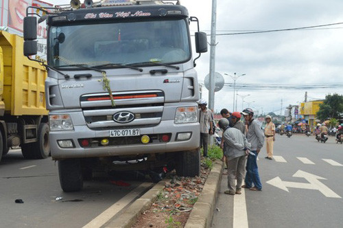 Hiện trường một vụ tai nạn diễn ra sáng nay (Ảnh: Người lao động)
