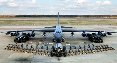 Trung Đông 'lửa đỏ', lái súng hả hê