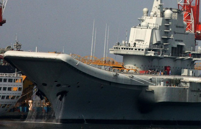 Tàu sân bay Liêu Ninh.