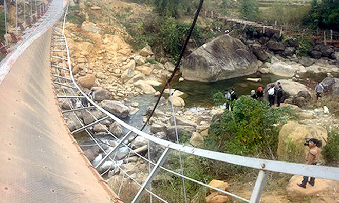Bắt tạm giam hai bị can trong vụ sập cầu treo Lai Châu