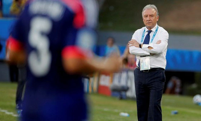 HLV Zaccheroni rục rịch chia tay tuyển Nhật Bản