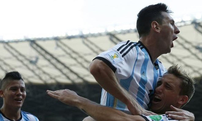 Bàn thắng của Messsi cứu fan khỏi mất 7 tỷ đồng