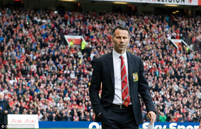 'Quỷ đỏ' hiện hình dưới bàn tay Ryan Giggs