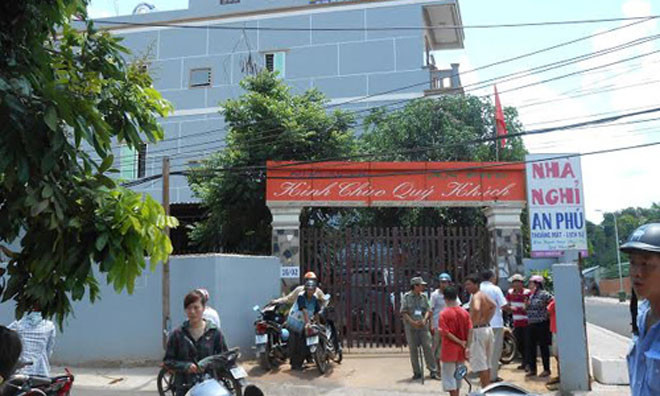 Đột tử sau khi vào nhà nghỉ với nữ công nhân