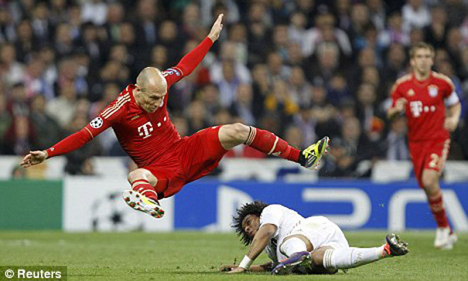 Bán kết Champions League: 'Hùm xám' đại chiến 'Kền kền'