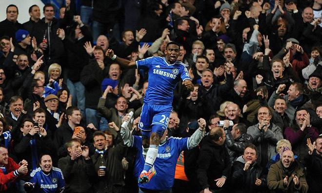 'Thù' Mourinho, tiền đạo Eto'o quyết trí rời Chelsea 