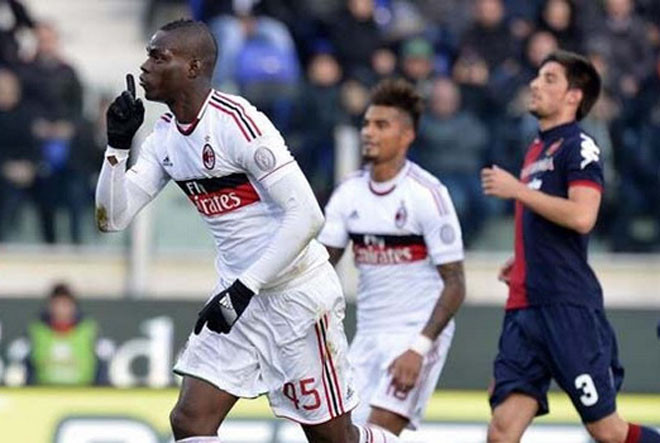 Balotelli bị phạt nặng vì hành vi khiếm nhã với CĐV Cagliari.