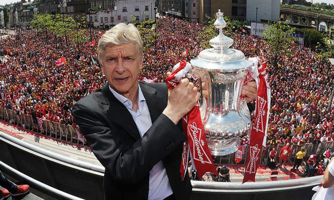 HLV Wenger sẽ gia hạn hợp đồng với Arsenal trong 72 giờ tới. 