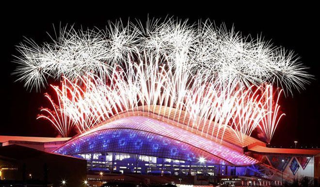 Cận cảnh Lễ bế mạc hoành tráng của Olympic Sochi