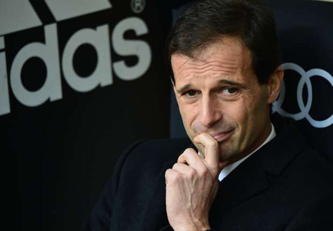 HLV Massimiliano Allegri đã chính thức bị AC Milan sa thải