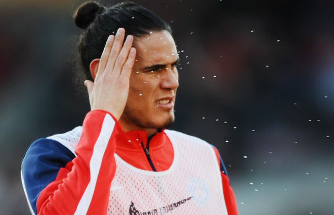 Cavani thêm một lần nữa bày tỏ sự không vui tại PSG.