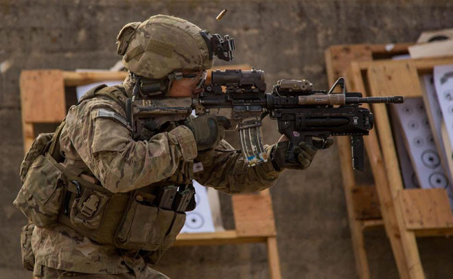 Tập trận, biệt động quân Mỹ trút ‘cơn mưa’ đạn