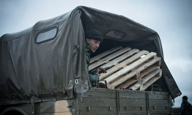 Binh sĩ Ukranie gần Donetsk. Ảnh; RIA.