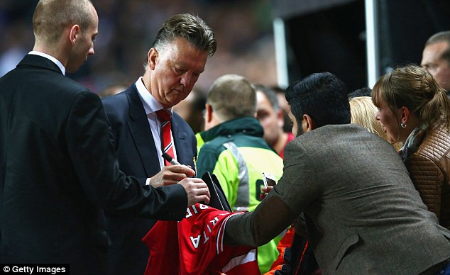 BẢN TIN Thể thao 07H: Thua trận, Van Gaal đổ vấy cho vận rủi 