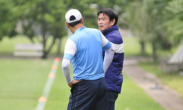 'Tướng' Hùng gợi ý đường binh hạ Malaysia