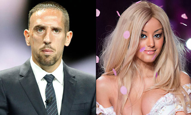 Zahia Dehar muốn chung vui với chiếc thắng của Bayern Munich.