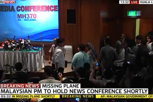 Máy bay mất tích bị "phá hoại", dừng tìm ở Biển Đông