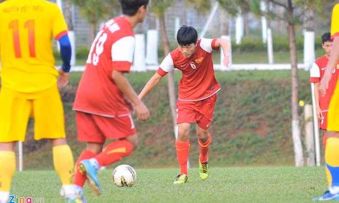 U19 Việt Nam đả bại đội bóng của Frank Rijkaard 