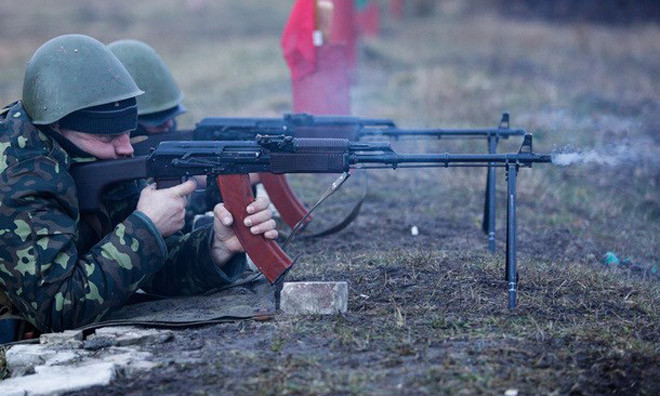 Trong 'lửa bỏng' Vệ binh Ukraine hối hả rèn quân