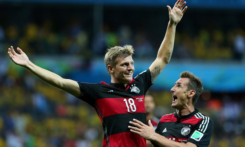 Củng với niềm vui chiến thắng của tuyển Đức hôm nay, nhiều dân cá độ mơ mộng đã trúng đậm.