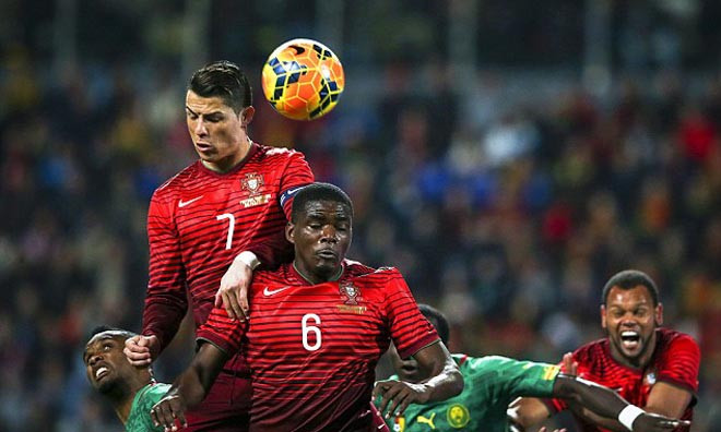 William Carvalho (6) trong tầm ngắm M.U.