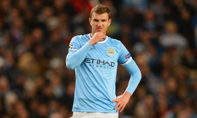 Mourinho bất ngờ đưa Dzeko vào tầm ngắm.