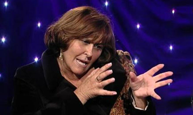 Chuyên gia tâm lý Marcia Fernandes người Brazil nhận định, nước chủ nhà dừng bước ở… vòng 1/8.