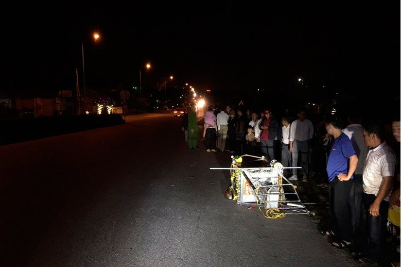 Hiện trường vụ tai nạn khiến 4 người thương vong