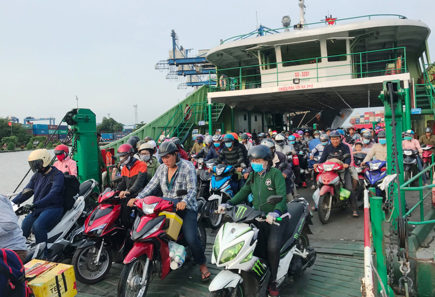 Phà Cát Lái sẽ tạm dừng hoạt động 15 ngày để phòng chống dịch COVID-19.