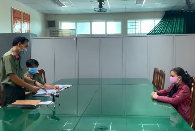 Bà H. bị phạt 10 triệu đồng vì tung tin thất thiệt lên facebook.