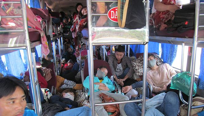 17 đường dây nóng nhận phản ánh về giao thông dịp Tết