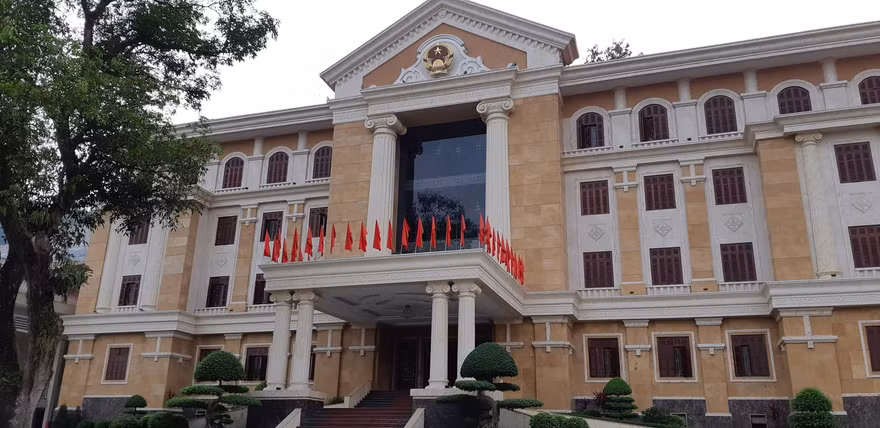 Bí thư Hòa Bình: Khổ tâm vì cán bộ vi phạm vụ gian lận điểm thi
