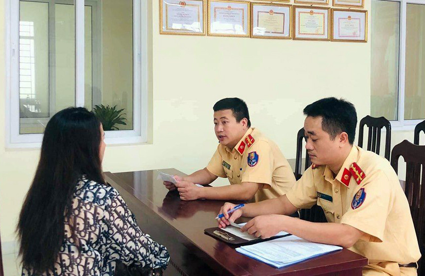 Tài xế làm việc với cảnh sát ngày 13/9.