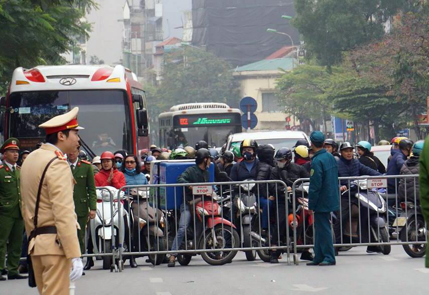 Cấm xe vào 14 tuyến phố dịp ông Kim Jong Un thăm Việt Nam 