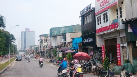 UBND phường Trung Liệt cho rằng việc chủ công trình chống đối khiến việc xử lý công trình vi phạm gặp khó khăn